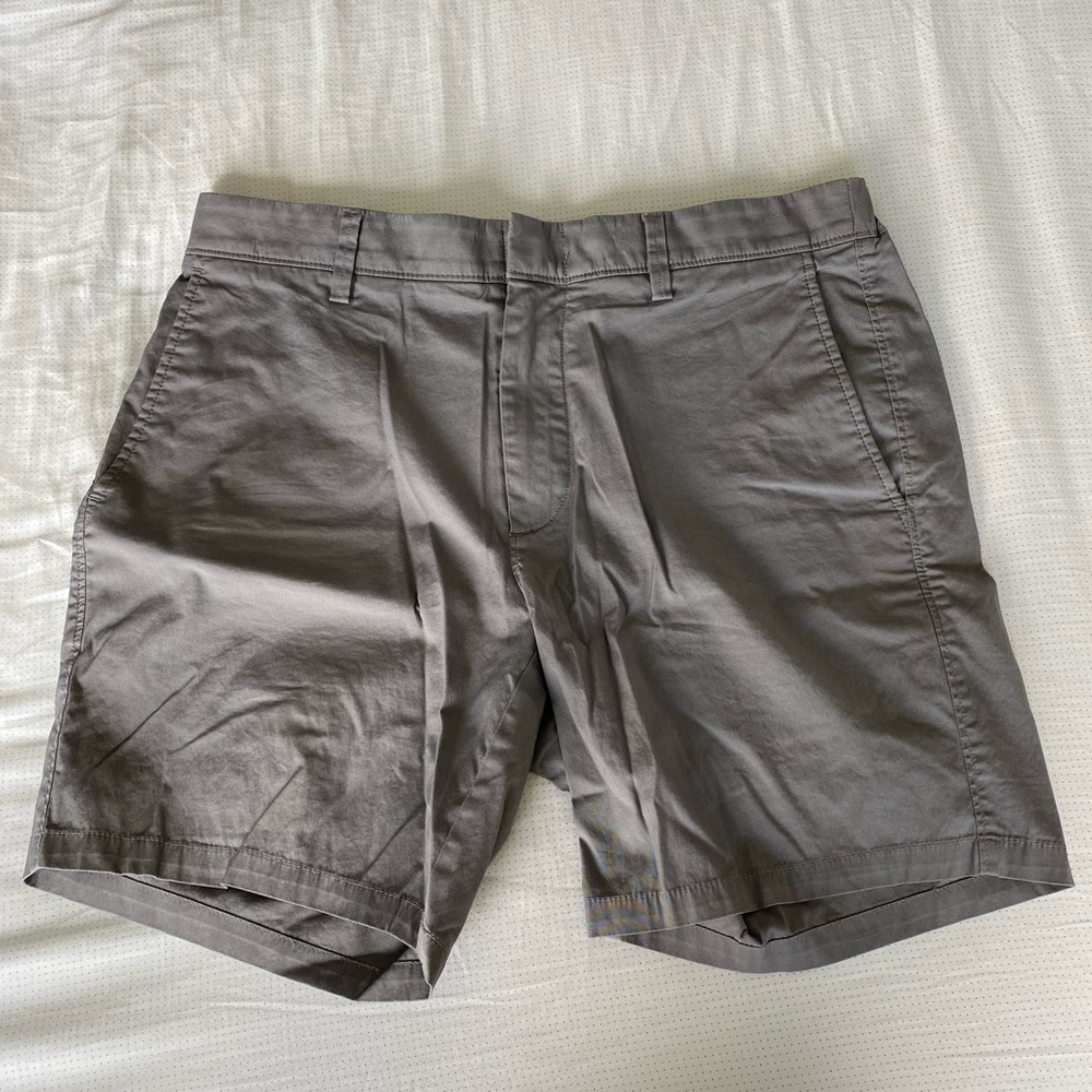 Jcrew cotton shorts, Ludlow Slim, waist 32in and 7in inseam. New without tags.